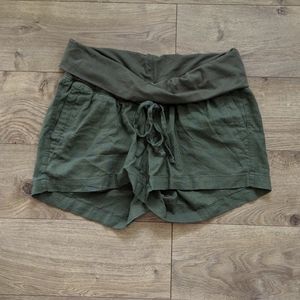 Old Navy maternity shorts